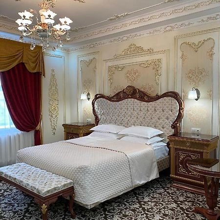 Lion Hotel Asztana Kültér fotó