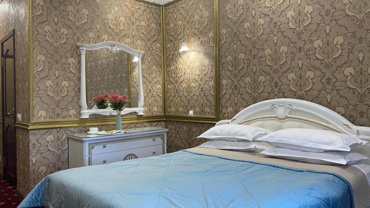 Lion Hotel Asztana Kültér fotó
