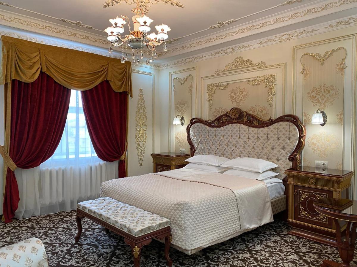 Lion Hotel Asztana Kültér fotó