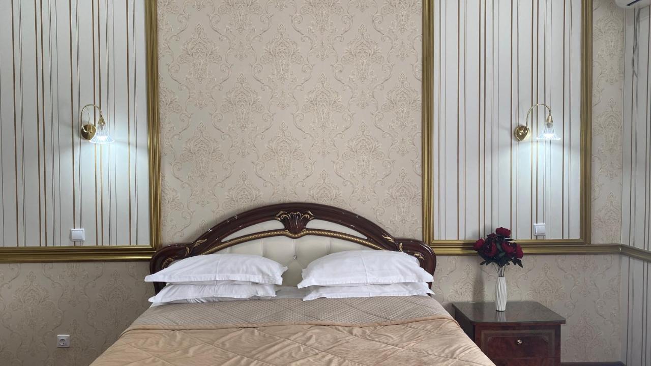 Lion Hotel Asztana Kültér fotó