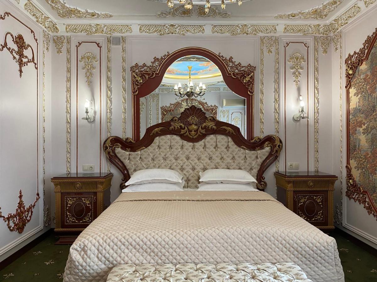 Lion Hotel Asztana Kültér fotó